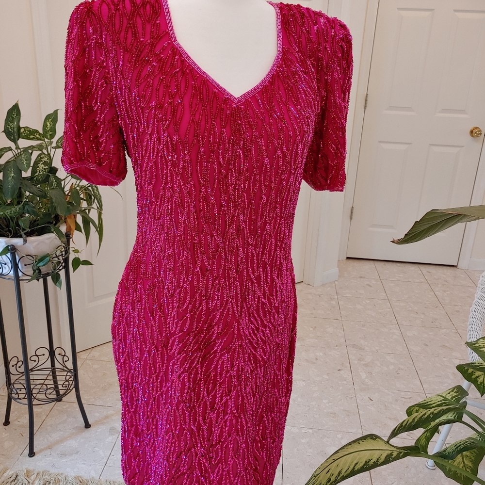 Sequin dress, fuchsia color